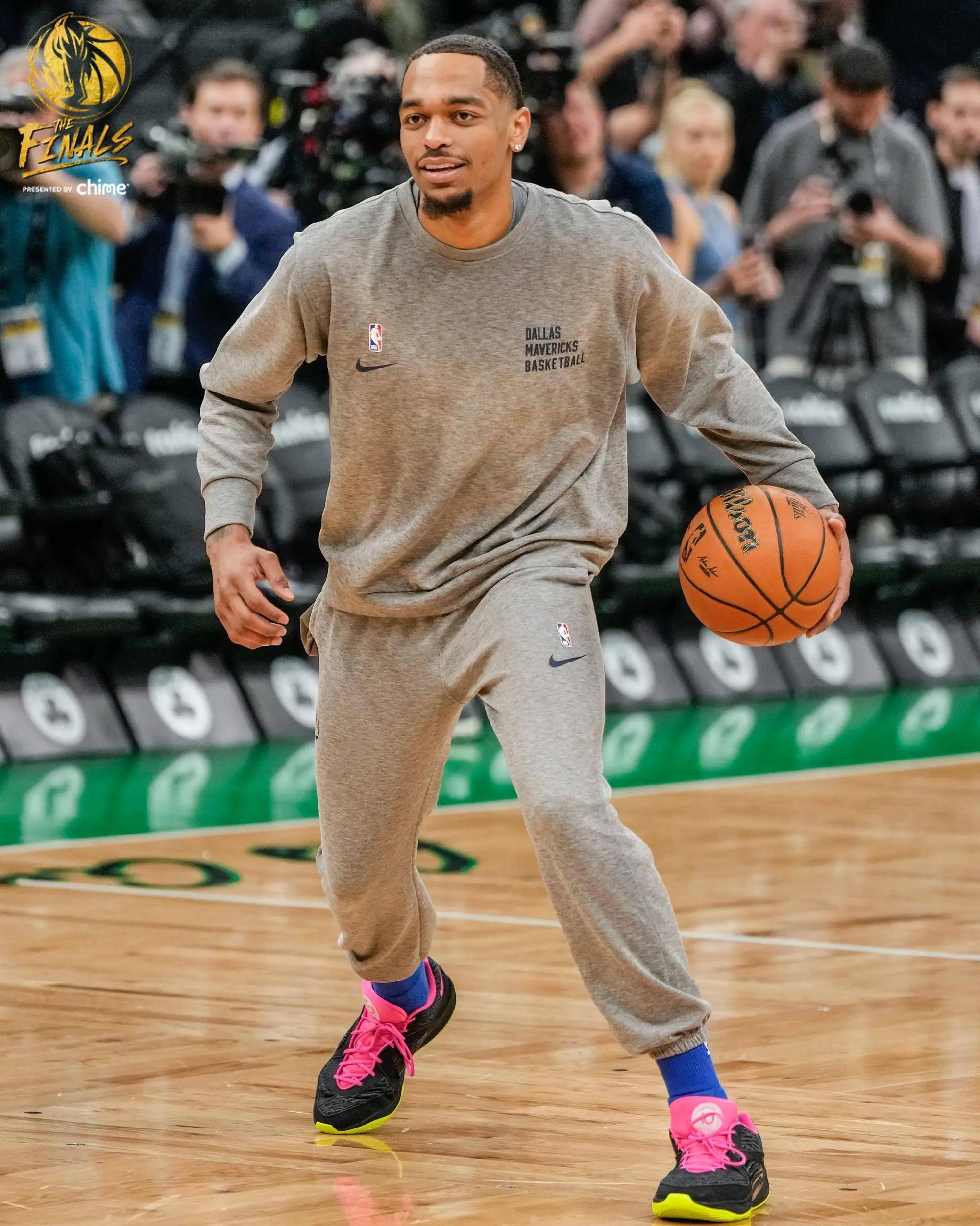 开云体育下载-独行侠力克凯尔特人，取得关键胜利的简单介绍