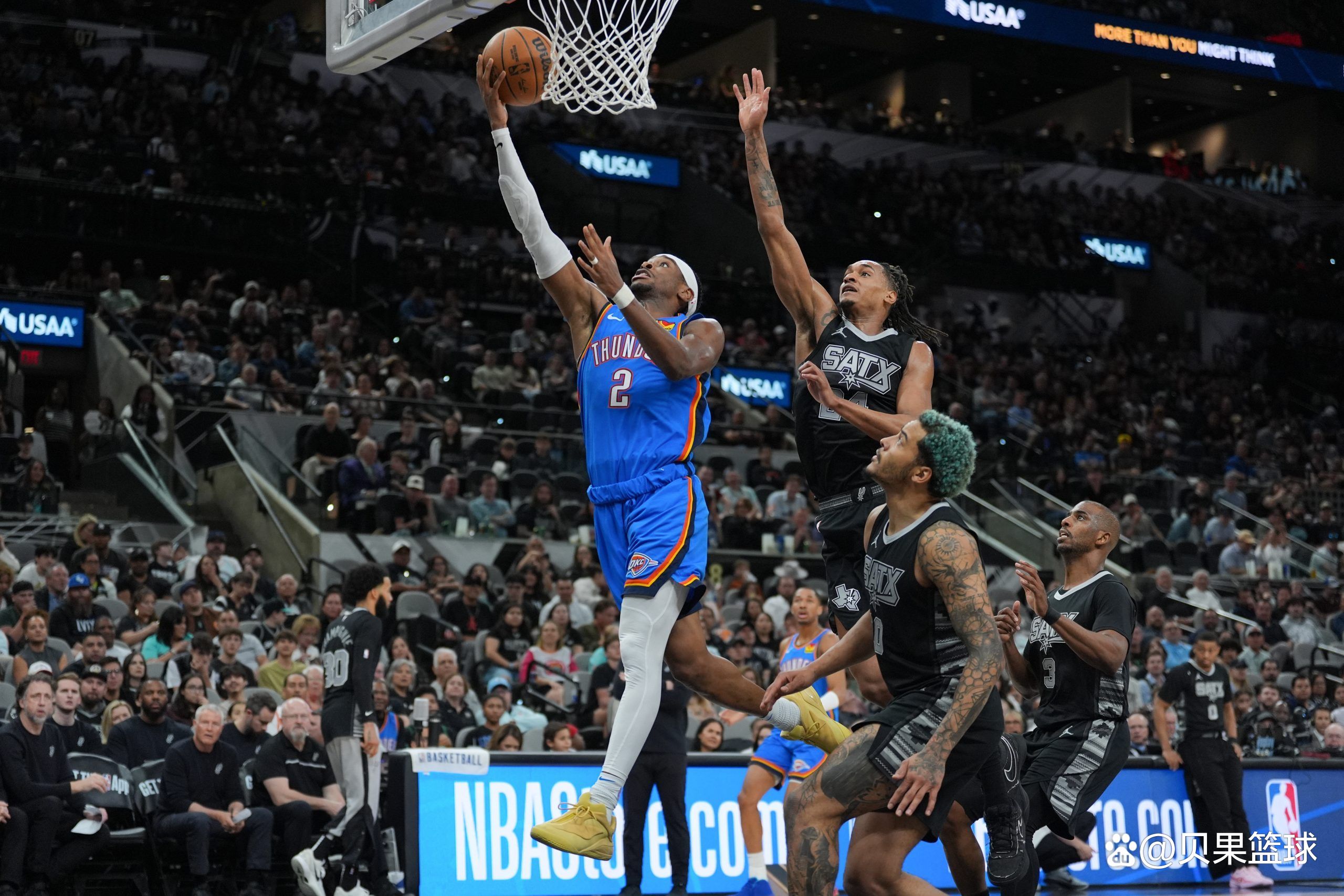 包含雷霆鏖战波兰男篮，麦科勒姆打破历史纪录的词条