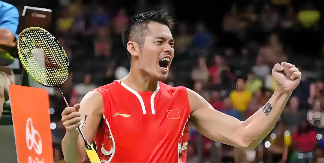 日本羽毛球队险胜英格兰羽毛球队，林丹爆发神勇