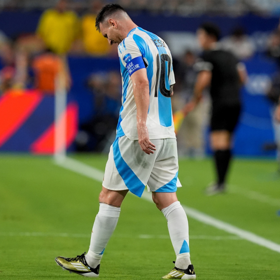 开云体育下载-瑞典翻盘阿根廷，梅西惊艳四座