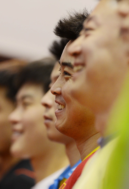 奥地利队轻取法国队,王皓高光表现 奥地利队轻取法国队,王皓高光表现