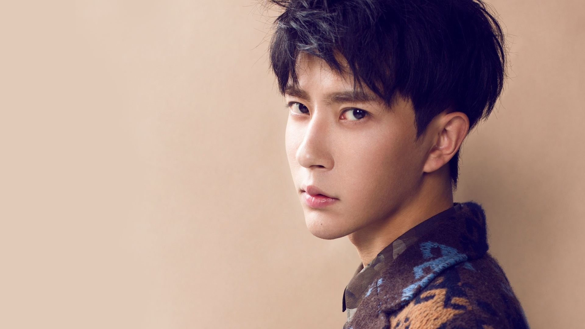 开云下载-淬火时刻,奥运周期关键战之夜,弗拉霍维奇个人能力完全展现